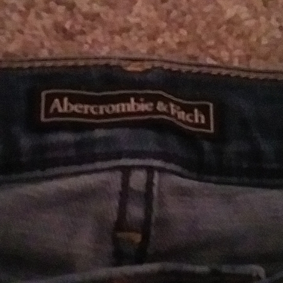 Abercrombie and Fitch shorts - Picture 2 of 3